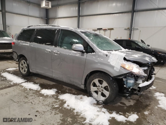2013 Toyota Sienna LE AAS with VIN 5TDKK3DC0DS287139, listed as a Copart auction lot 45056645 with 75,703 mi miles and Salvage Title. Bid and sale history available at carsss.com. Image 4.