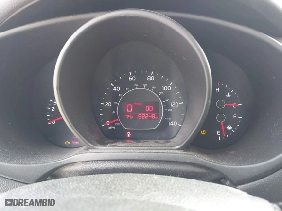 2014 Kia Soul + with VIN KNDJP3A53E7019233, listed as a IAAI auction lot 42038590 with 132,248 mi miles. Bid and sale history available at carsss.com. Image 7.