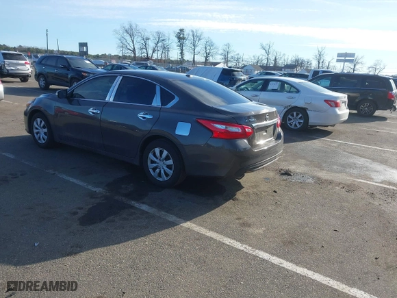 2017 Nissan Altima 2.5 SR with VIN 1N4AL3AP9HC133798, listed as a IAAI auction lot 41582890 with 57,440 mi miles. Bid and sale history available at carsss.com. Image 3.