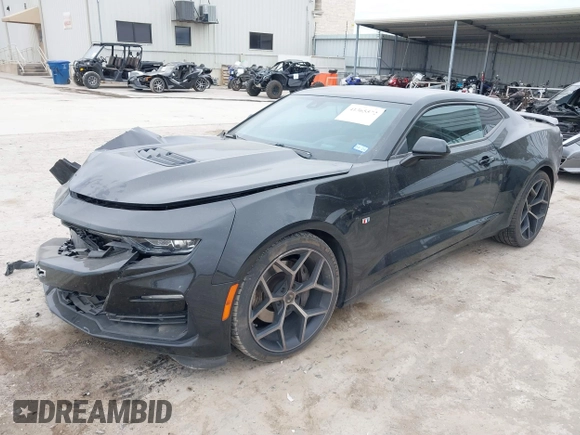 2019 Chevrolet Camaro 2SS с VIN 1G1FH1R78K0118785, выставлен на аукционе IAAI как лот 41365572 с пробегом 62 169 миль миль и . История ставок и продаж доступна на DreamBid. Изображение 17.