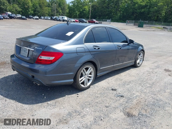 2013 Mercedes-Benz C 300 Sport with VIN WDDGF8AB7DA831092, listed as a IAAI auction lot 42777007 with Not provided miles and . Bid and sale history available at DreamBid. Image 4.