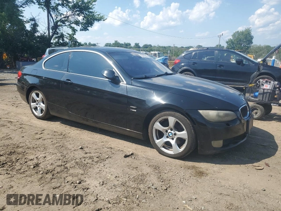 2009 BMW 3 Series 328i xDrive z VIN WBAWV53579P079832, wystawiony jako Copart lot #63805945 z przebiegiem 185 963 mil mil oraz Czysty tytuł • Clean title. Historia ofert i sprzedaży dostępna na DreamBid. Obrazek 4.