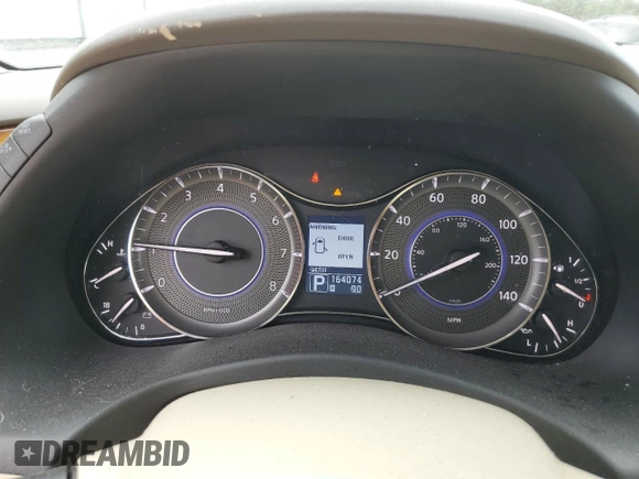 2011 Infiniti QX56 7-passenger with VIN JN8AZ2NE8B9006786, listed as a Copart auction lot 81556984 with 164,074 mi miles and Non Repairable. Bid and sale history available at carsss.com. Image 9.