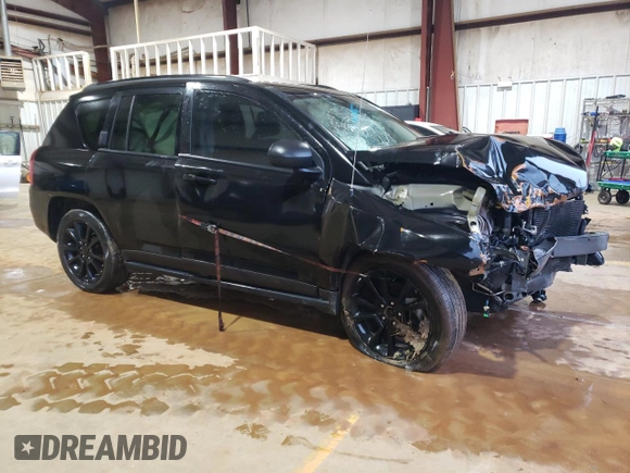 2015 Jeep Compass Sport with VIN 1C4NJCBA4FD334902, listed as a Copart auction lot 86554814 with 0 mi miles and Non Repairable. Bid and sale history available at carsss.com. Image 4.