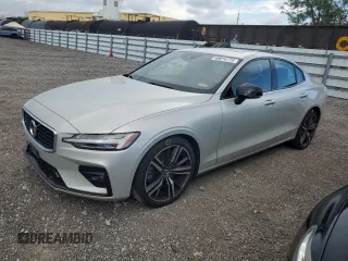 2019 Volvo S60 R-Design with VIN 7JRA22TM1KG014610, listed as a Copart auction lot 49014773 with 39,279 mi miles. Bid and sale history available at carsss.com. Image 1.