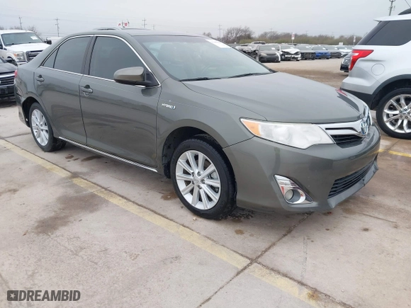 2014 Toyota Camry Hybrid LE with VIN 4T1BD1FK8EU102685, listed as a IAAI auction lot 41469306 with 91,606 mi miles. Bid and sale history available at carsss.com. Image 1.