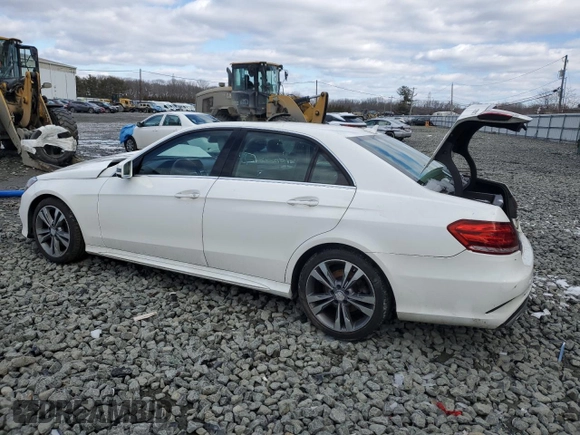 2014 Mercedes-Benz E E 350 Luxury with VIN WDDHF8JB6EA860573, listed as a Copart auction lot 44491065 with 159,916 mi miles and Salvage Title. Bid and sale history available at carsss.com. Image 2.