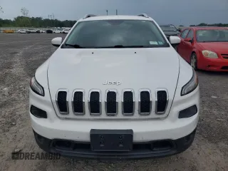 2017 Jeep Cherokee Latitude with VIN 1C4PJMCS3HW500792, listed as a Copart auction lot 65017815 with 115,644 mi miles and Clean title. Bid and sale history available at DreamBid. Image 5.