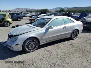 2003 Mercedes-Benz CLK 320 with VIN WDBTJ65J43F018421, listed as a Copart auction lot 77991554 with 198,225 mi miles and Salvage Title. Bid and sale history available at DreamBid. Image 1.