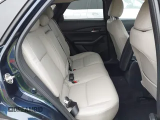 2025 Mazda CX-30 S Preferred with VIN 3MVDMBCMXSM752383, listed as a IAAI auction lot 41555027 with 785 mi miles and . Bid and sale history available at DreamBid. Image 8.