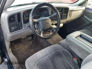 2000 Chevrolet Silverado 1500 with VIN 2GCEC19V8Y1352258, listed as a Copart auction lot 84738234 with 298,405 mi miles and Salvage Title. Bid and sale history available at carsss.com. Image 8.