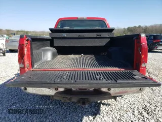 2006 Ford F-250 XL z VIN 1FTSW20P46ED16397, wystawiony jako Copart lot #46612415 z przebiegiem 221 967 mil mil oraz Szkoda całkowita • Salvage title. Historia ofert i sprzedaży dostępna na DreamBid. Obrazek 6.