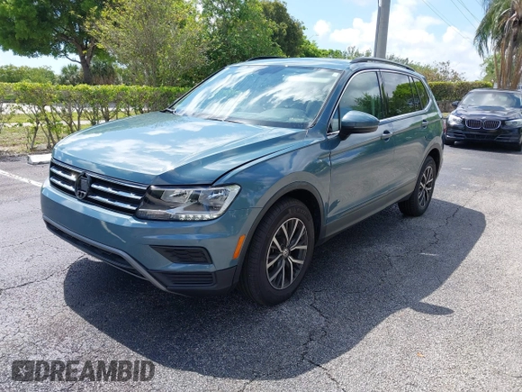 2019 Volkswagen Tiguan SE with VIN 3VV3B7AX8KM171057, listed as a IAAI auction lot 42209509 with 99,437 mi miles and . Bid and sale history available at DreamBid. Image 17.