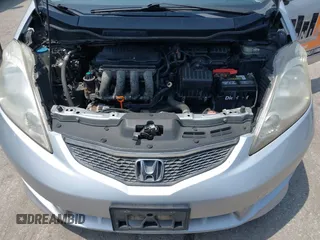 2011 Honda Fit Sport with VIN JHMGE8H51BS005356, listed as a IAAI auction lot 42279124 with 285,524 mi miles and . Bid and sale history available at DreamBid. Image 10.