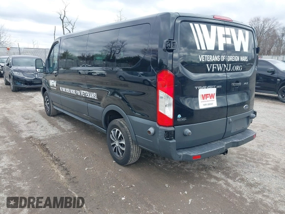 2018 Ford Transit Passenger XL с VIN 1FBZX2YM8JKB02131, выставлен на аукционе IAAI как лот 41794951 с пробегом 70 267 миль миль и . История ставок и продаж доступна на DreamBid. Изображение 3.