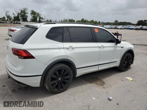 2021 Volkswagen Tiguan SE z VIN 3VV3B7AX9MM133615, wystawiony jako Copart lot #59542955 z przebiegiem 69 946 mil mil oraz Czysty tytuł • Clean title. Historia ofert i sprzedaży dostępna na DreamBid. Obrazek 3.