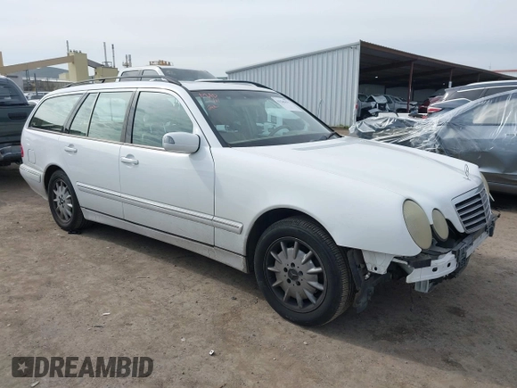 2001 Mercedes-Benz E-Class with VIN WDBJH65J31B364290, listed as a IAAI auction lot 41545677 with 162,040 mi miles. Bid and sale history available at carsss.com. Image 1.