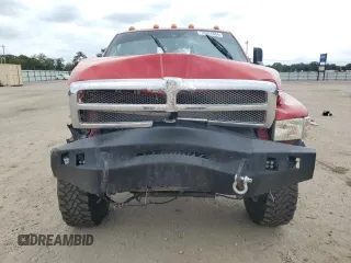2000 Dodge Ram 2500 with VIN 1B7KF236XYJ100955, listed as a Copart auction lot 70304884 with 250,592 mi miles and Salvage Title. Bid and sale history available at carsss.com. Image 5.