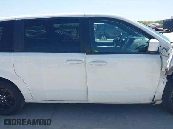 2020 Dodge Grand Caravan GT with VIN 2C4RDGEG5LR186154, listed as a IAAI auction lot 41998125 with 82,818 mi miles and . Bid and sale history available at DreamBid. Image 14.