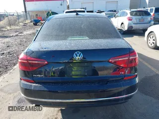 2019 Volkswagen Passat 2.0T Wolfsburg Edition with VIN 1VWLA7A32KC012841, listed as a IAAI auction lot 41539683 with 75,897 mi miles. Bid and sale history available at carsss.com. Image 16.