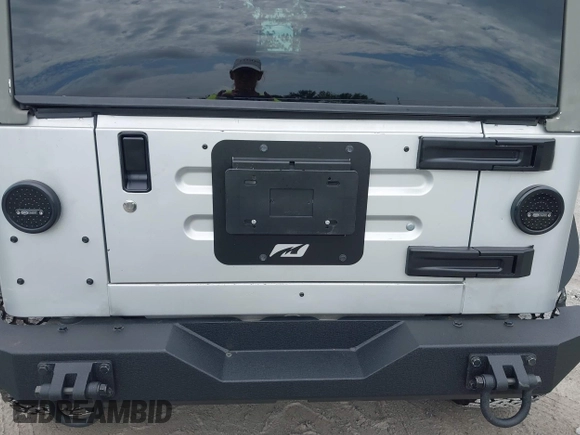 2006 Jeep Wrangler Rubicon с VIN 1J4FA69S16P723008, выставлен на аукционе IAAI как лот 42632982 с пробегом 128 512 миль миль и . История ставок и продаж доступна на DreamBid. Изображение 6.