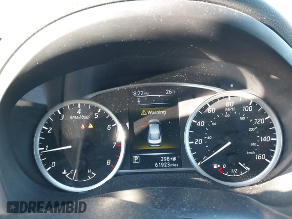 2018 Nissan Sentra SV with VIN 3N1AB7AP4JL611935, listed as a IAAI auction lot 41454540 with 61,923 mi miles. Bid and sale history available at carsss.com. Image 7.