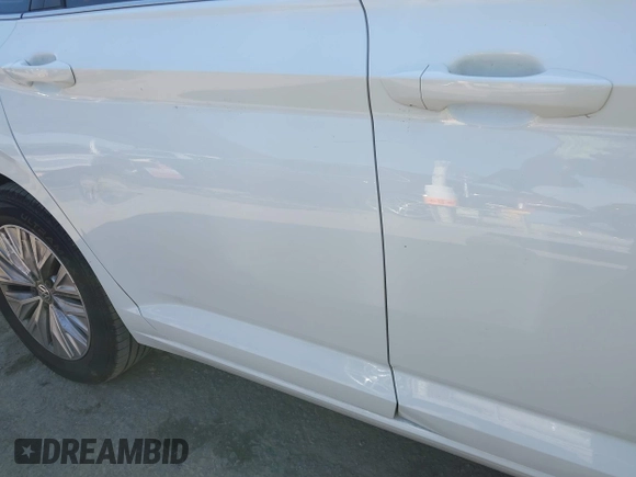 2019 Volkswagen Jetta S with VIN 3VWN57BU4KM177874, listed as a IAAI auction lot 42386870 with 102,334 mi miles and . Bid and sale history available at DreamBid. Image 20.