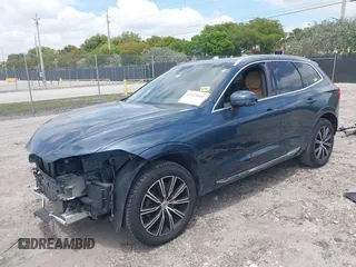2020 Volvo XC60 Inscription with VIN YV4102DL1L1477942, listed as a IAAI auction lot 42118166 with 48,210 mi miles and . Bid and sale history available at DreamBid. Image 2.