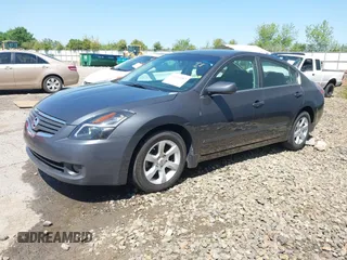 2007 Nissan Altima 2.5 S with VIN 1N4AL21E07N438943, listed as a IAAI auction lot 41993187 with 270,582 mi miles. Bid and sale history available at carsss.com. Image 2.