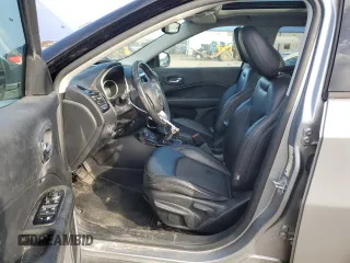 2019 Jeep Compass Latitude with VIN 3C4NJDBB4KT689572, listed as a Copart auction lot 49583125 with 78,043 mi miles and Salvage Title. Bid and sale history available at DreamBid. Image 7.