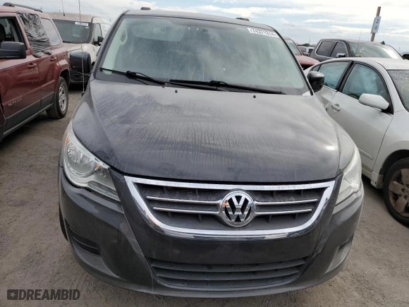 2012 Volkswagen Routan SE with VIN 2C4RVABG8CR321500, listed as a Copart auction lot 74371314 with 0 mi miles and Salvage Title. Bid and sale history available at carsss.com. Image 5.