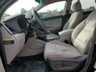 2018 Hyundai Tucson SEL z VIN KM8J3CA44JU660188, wystawiony jako Copart lot #43328125 z przebiegiem 89 785 mil mil oraz Szkody całkowita. Historia ofert i sprzedaży dostępna na DreamBid. Obrazek 7.