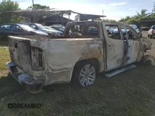 2018 GMC Canyon 4WD SLE z VIN 1GTG6CEN1J1133963, wystawiony jako Copart lot #49533355 z przebiegiem Nie podano mil oraz Szkody całkowita. Historia ofert i sprzedaży dostępna na DreamBid. Obrazek 3.