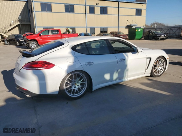 2016 Porsche Panamera 4 with VIN WP0AA2A79GL003481, listed as a Copart auction lot 35942073 with 0 mi miles. Bid and sale history available at carsss.com. Image 3.