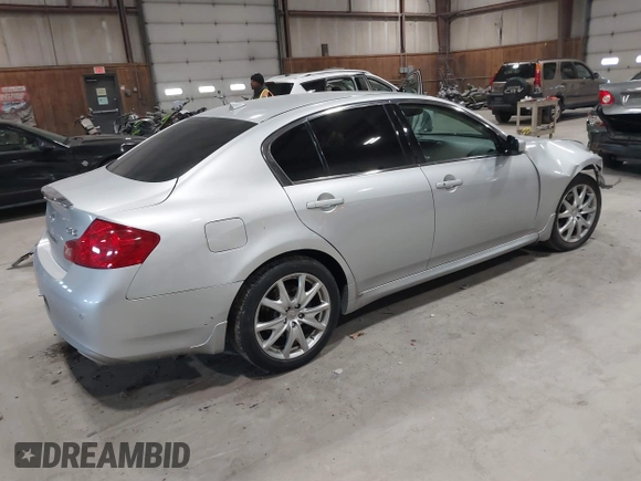 2011 Infiniti G37 x z VIN JN1CV6AR7BM403261, wystawiony jako IAAI lot #41883898 z przebiegiem 111 807 mil mil oraz . Historia ofert i sprzedaży dostępna na DreamBid. Obrazek 4.