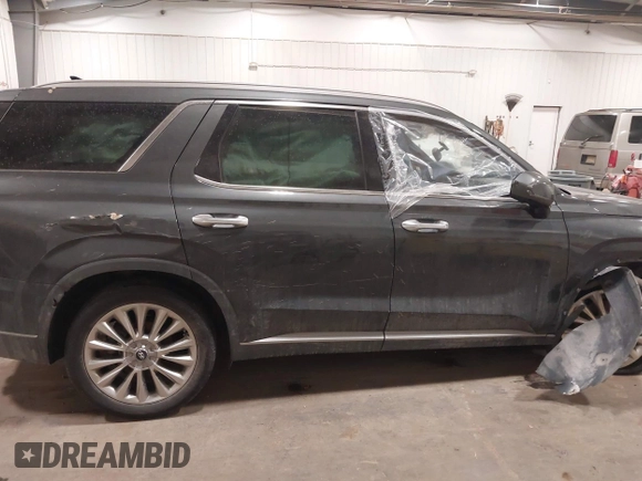 2020 Hyundai Palisade Limited with VIN KM8R5DHE1LU104070, listed as a IAAI auction lot 41322538 with 50,226 mi miles and . Bid and sale history available at DreamBid. Image 13.