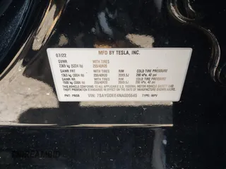 2022 Tesla Model Y Long Range z VIN 7SAYGDEE4NA006645, wystawiony jako IAAI lot #42192495 z przebiegiem 28 784 mil mil oraz . Historia ofert i sprzedaży dostępna na DreamBid. Obrazek 9.