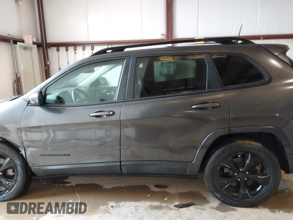 2016 Jeep Cherokee Latitude с VIN 1C4PJMCB8GW115386, выставлен на аукционе IAAI как лот 42351776 с пробегом 99 136 миль миль и . История ставок и продаж доступна на DreamBid. Изображение 14.