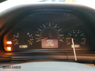 2000 Mercedes-Benz CLK-Class with VIN WDBLK65G7YT034199, listed as a Copart auction lot 45511555 with 147,306 mi miles and Clean Title. Bid and sale history available at carsss.com. Image 9.