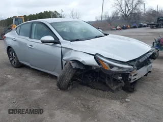 2021 Nissan Altima SV z VIN 1N4BL4DWXMN303145, wystawiony jako IAAI lot #41888282 z przebiegiem 67 738 mil mil oraz . Historia ofert i sprzedaży dostępna na DreamBid. Obrazek 1.