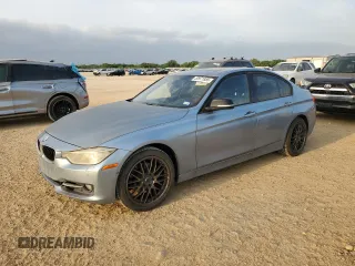 2014 BMW 3 Series 328i xDrive с VIN WBA3B3C59EJ978205, выставлен на аукционе Copart как лот 52971885 с пробегом 124 046 миль миль и Чистый • Clean title. История ставок и продаж доступна на DreamBid. Изображение 1.