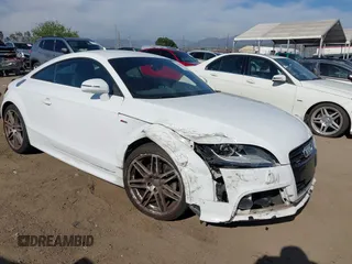 2012 Audi TT Premium Plus z VIN TRUBFAFK4C1003171, wystawiony jako IAAI lot #42014609 z przebiegiem 105 225 mil mil oraz . Historia ofert i sprzedaży dostępna na DreamBid. Obrazek 1.