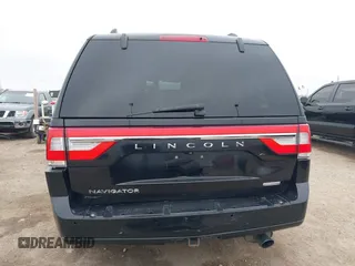 2016 Lincoln Navigator Select z VIN 5LMJJ2HT3GEL05459, wystawiony jako IAAI lot #41642906 z przebiegiem 53 459 mil mil oraz . Historia ofert i sprzedaży dostępna na DreamBid. Obrazek 16.
