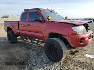 2005 Toyota Tacoma PreRunner with VIN 5TETU62N25Z045378, listed as a Copart auction lot 45417655 with 178,711 mi miles and Salvage title. Bid and sale history available at DreamBid. Image 4.