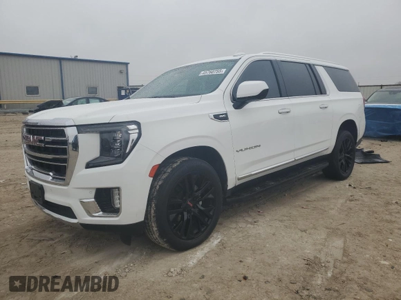 2022 GMC Yukon XL SLT with VIN 1GKS1GKD2NR135678, listed as a Copart auction lot 45760755 with 0 mi miles and Salvage Title. Bid and sale history available at carsss.com. Image 1.