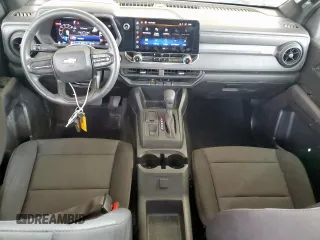 2024 Chevrolet Colorado 2WD Work Truck z VIN 1GCGSBEC3R1226273, wystawiony jako Copart lot #58894615 z przebiegiem 19 067 mil mil oraz Czysty tytuł • Clean title. Historia ofert i sprzedaży dostępna na DreamBid. Obrazek 8.