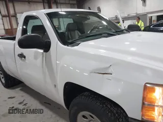 2008 Chevrolet Silverado 1500 Work Truck with VIN 1GCEK14C38Z242301, listed as a IAAI auction lot 41782709 with 42,525 mi miles. Bid and sale history available at carsss.com. Image 6.