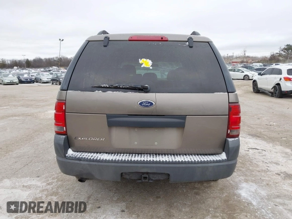 2003 Ford Explorer XLS z VIN 1FMZU72K03UA75695, wystawiony jako IAAI lot #41250087 z przebiegiem 134 795 mil mil oraz . Historia ofert i sprzedaży dostępna na DreamBid. Obrazek 16.