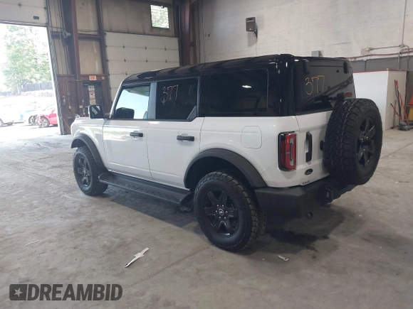 2025 Ford Bronco Outer Banks с VIN 1FMEE8BPXSLA68836, выставлен на аукционе IAAI как лот 42518156 с пробегом 287 миль миль и . История ставок и продаж доступна на DreamBid. Изображение 3.
