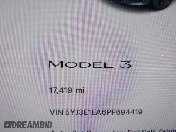 2023 Tesla Model 3 z VIN 5YJ3E1EA6PF694419, wystawiony jako IAAI lot #42268637 z przebiegiem 17 419 mil mil oraz . Historia ofert i sprzedaży dostępna na DreamBid. Obrazek 15.